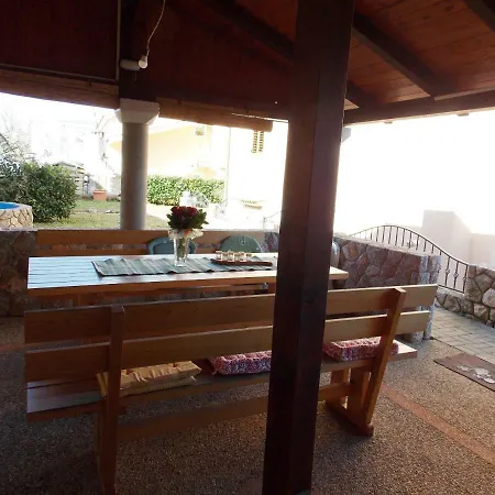 Guarda Apartment *