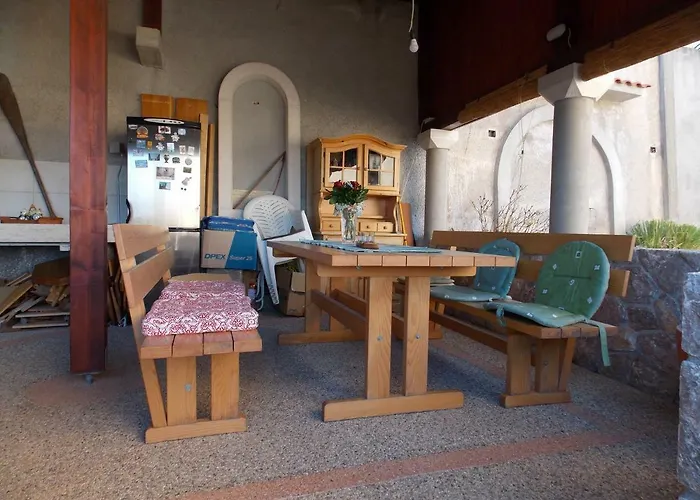 Guarda Apartment Njivice